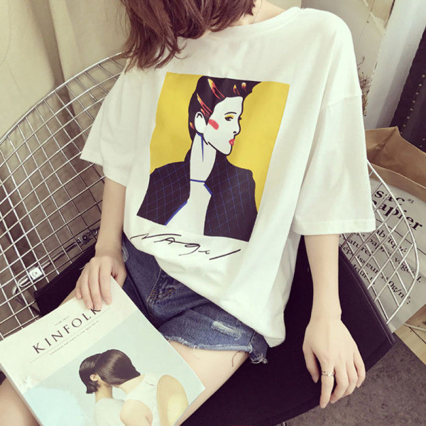 Sieviešu moderns t-krekls ar apdruku un 7/8 piedurknēm