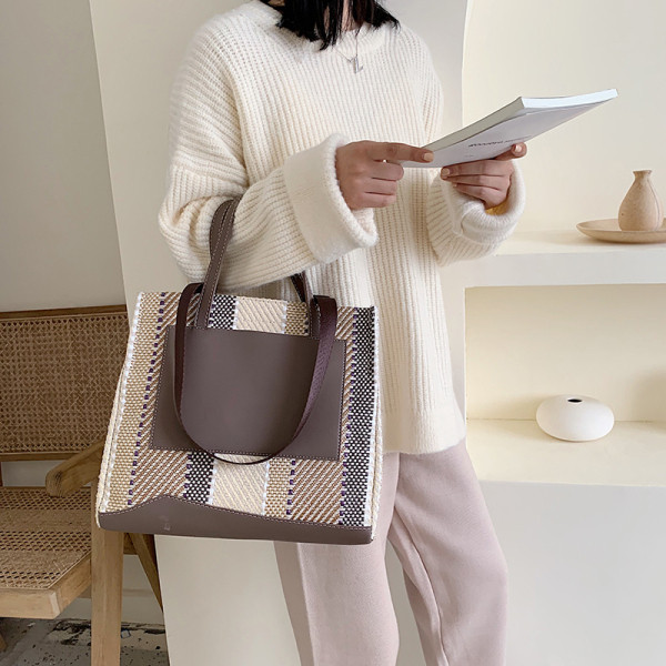 Ikdienas rokassomiņa ar īsu rokturi