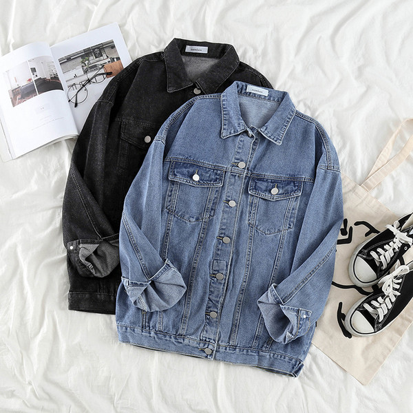 Aktuális női farmerdzseki széles modell hosszú ujjakkal és zsebekkel