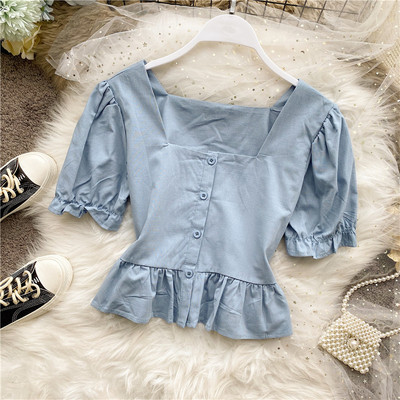 Retro stílusú női ing négyzet alakú nyakkivágással és rövid ujjal