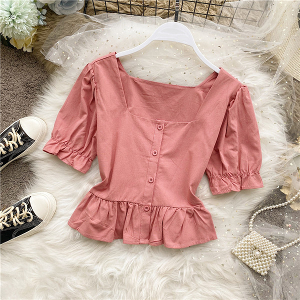 Retro stílusú női ing négyzet alakú nyakkivágással és rövid ujjal