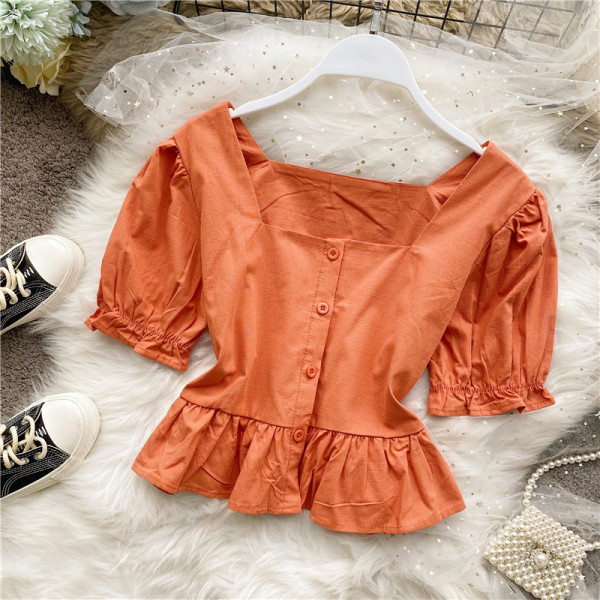 Retro stílusú női ing négyzet alakú nyakkivágással és rövid ujjal