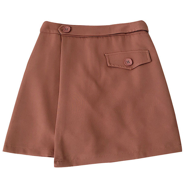 Aszimmetrikus női szoknya gombokkal