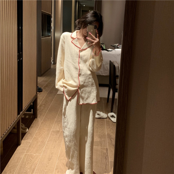 Sieviešu ikdienas pidžama divās daļās