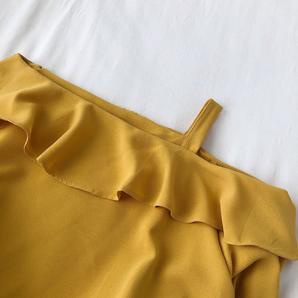 Šiuolaikinė moteriška palaidinė su petnešėlėmis ir 7/8 rankovėmis