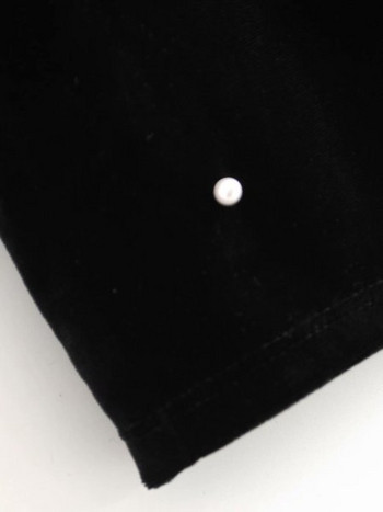 Jauna modeļa pavasara-rudens samta kleita ar pērļu rotājumu