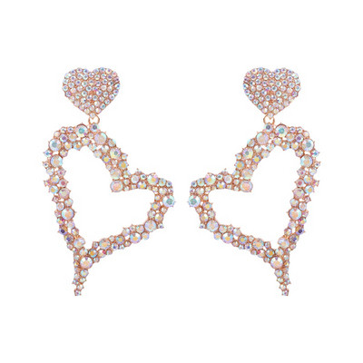 Sieviešu auskari sirds formā, kas klāta ar akmeņiem