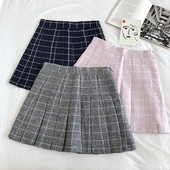 Kockás női redőzött szoknya, magas derékkal