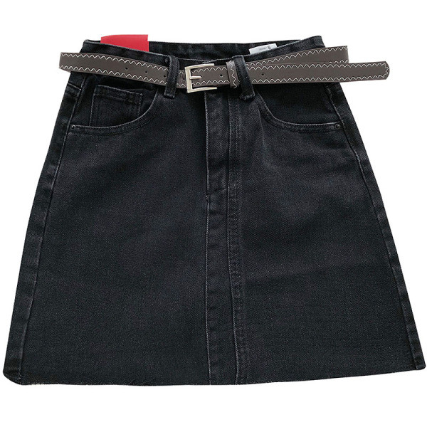 Alkalmi női rövid szoknya övvel és zsebekkel