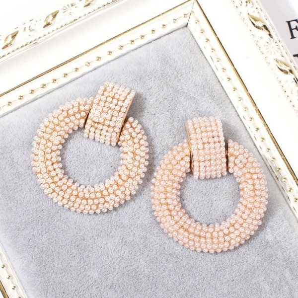 Eleganti sieviešu auskari no mazām pērlītēm