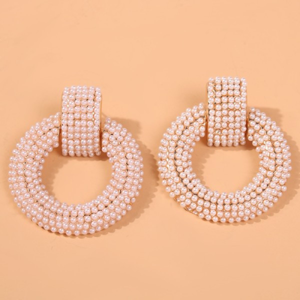 Eleganti sieviešu auskari no mazām pērlītēm