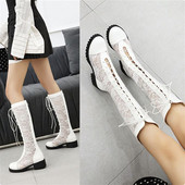 Tavaszi-őszi csizma új modellje ökobőrből és csipkéből