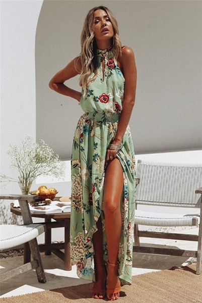 Ikdienas sieviešu garās kleitas asimetrisks modelis ar atkailinātiem pleciem piemērots vasarai