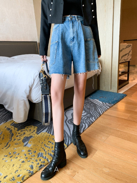 Pantaloni scurți casual din denim cu talie înaltă și buzunare