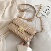 Stilīga sieviešu soma ar metāla aizdari un ķēdīti