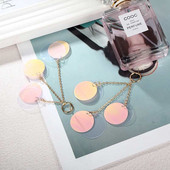 Karājoši sieviešu auskari ar fliteriem