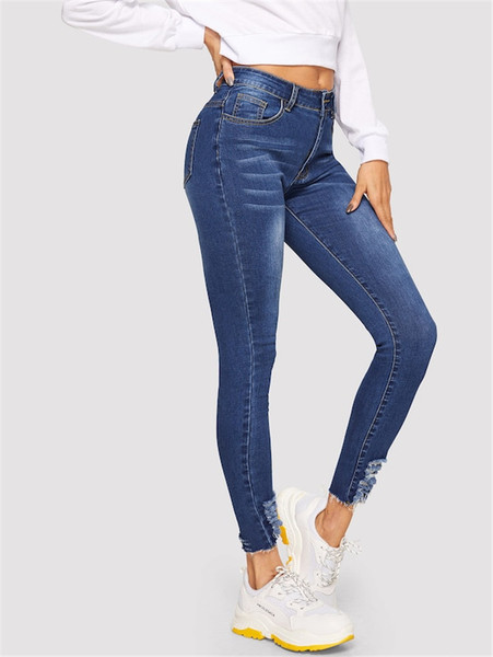 Lezser női hosszú farmernadrág magas derékkal, szakadt motívumokkal