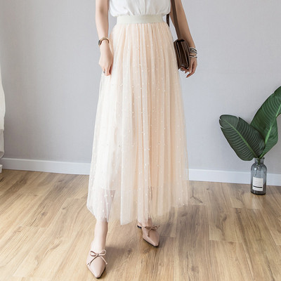 Modern női szoknya tüll és gyöngyökkel - A-vonal