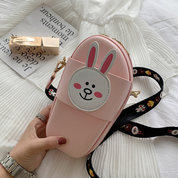 Női bőrtáska papucs formájú