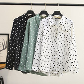 Moderns sieviešu punktveida krekls ar klasisku apkakli un garām piedurknēm