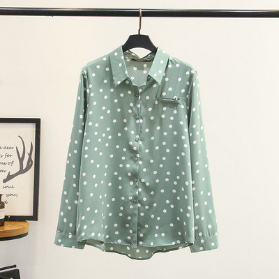 Moderns sieviešu punktveida krekls ar klasisku apkakli un garām piedurknēm