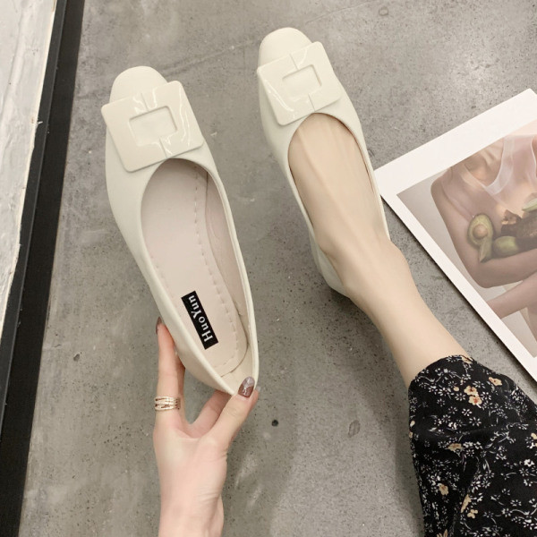 Laisvalaikio moteriški batai lygiais padais