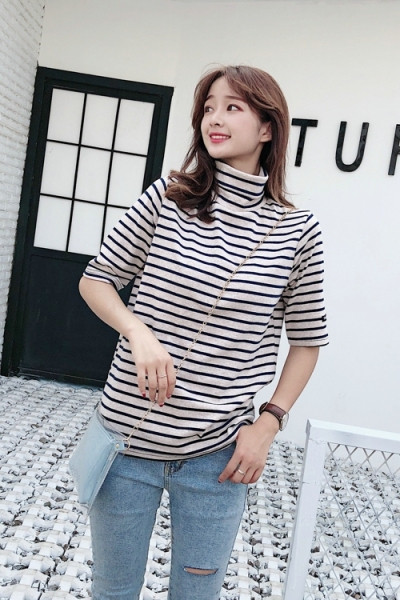 Moteriška pavasario-rudens palaidinė trumpomis rankovėmis ir polo apykakle