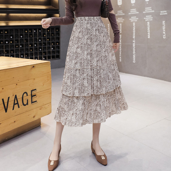 Fusta de dama model decupat cu model floral - talie inalta