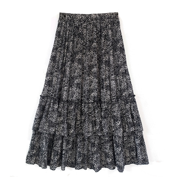 Fusta de dama model decupat cu model floral - talie inalta