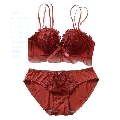 Nėriniuotas moteriškas apatinių komplektas iš dviejų dalių su dvigubomis petnešėlėmis