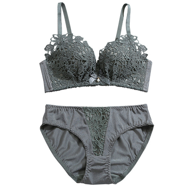 Két részből álló női szett - melltartó és csipkés bikini