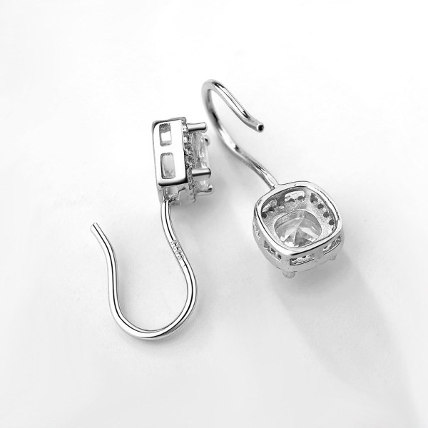 Elegantiški moteriški auskarai su akmenukais