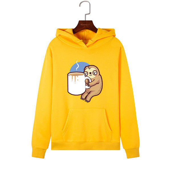 Sieviešu ikdienas sporta krekls ar kapuci un krāsainu aplikāciju