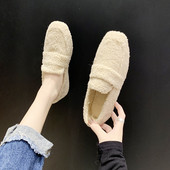 Mocasini pufoși de damă cu talpă plată