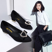 Modern női cipő csatos hegyes modellel - öko bőrből