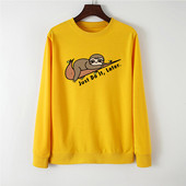 Bluza de dama cu aplicatie si decolteu oval