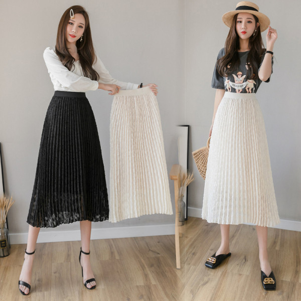 Fekete női redős szoknya magas derékkal