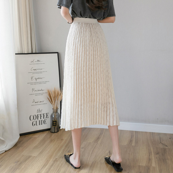 Fekete női redős szoknya magas derékkal