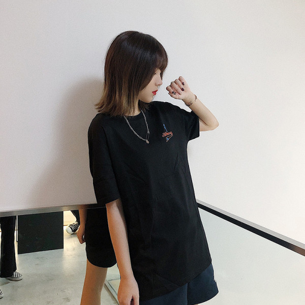 Tricou simplu cu mâneci scurte