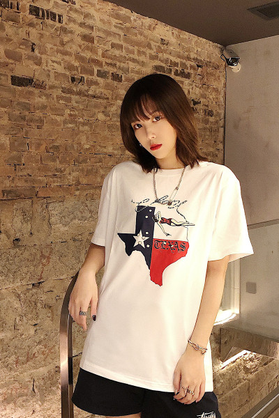 Tricou dama model larg cu aplicatie