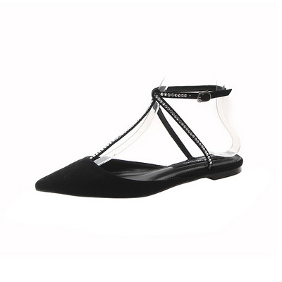 Női szandál lapos talppal és kövekkel - hegyes modell