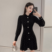 Rochie de dama actuala cu maneci lungi si nasturi