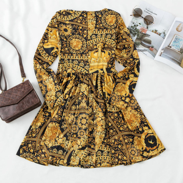 Modern női arany ruha, hosszú ujjú, O-nyakú