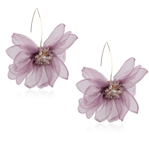 Ženske naušnice s motivom cvijeta od tila