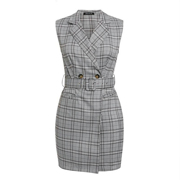 Alkalmi női kockás ruha övvel és gombokkal