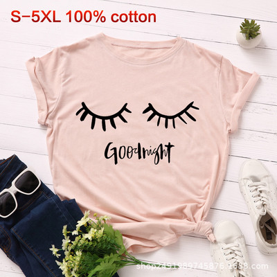 Sieviešu ikdienas t-krekls ar aplikāciju un ovālu kakla izgriezumu