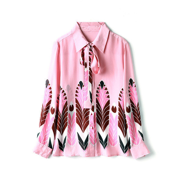 Dabartiniai moteriški marškiniai su kaspinu ir klasikine apykakle