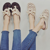 Ikdienas sieviešu pavasara apavi ar plakanu zoli