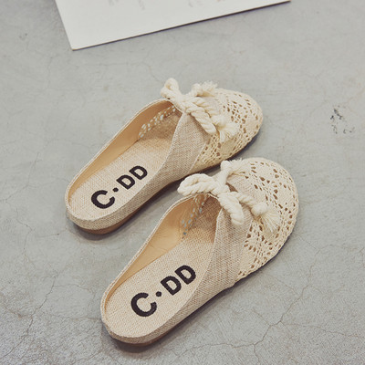 Ikdienas sieviešu pavasara apavi ar plakanu zoli