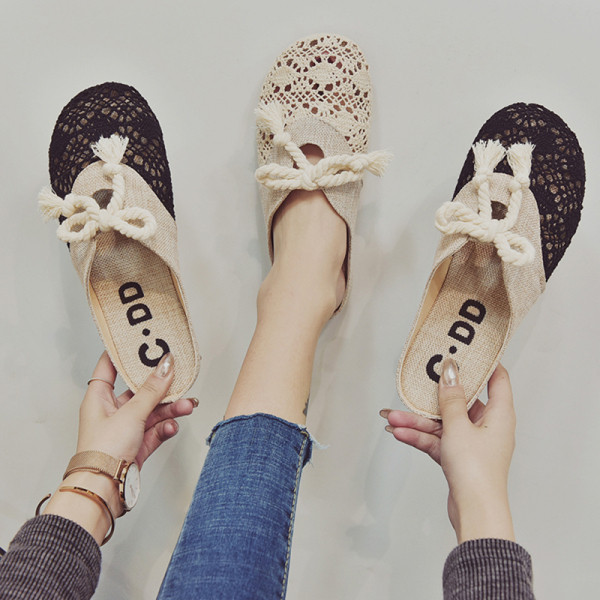 Ikdienas sieviešu pavasara apavi ar plakanu zoli